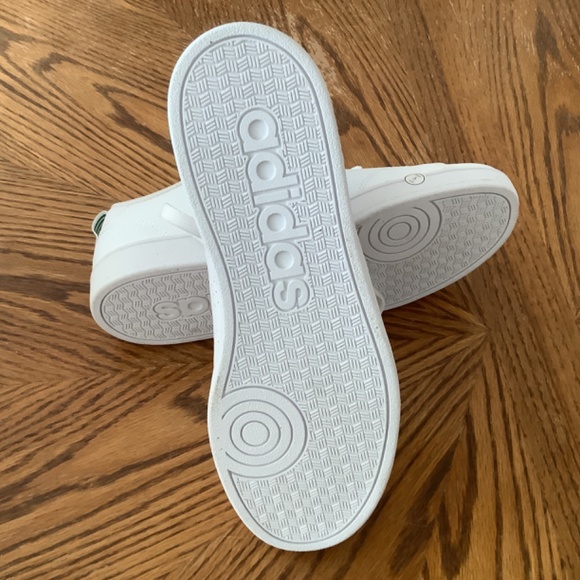 Adidas Neo Women's size 5 - Picture 3 of 3